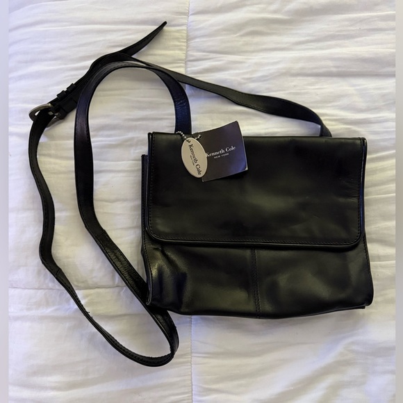 Vintage Kenneth Cole Genuine Leather Crossbody - Picture 2 of 7